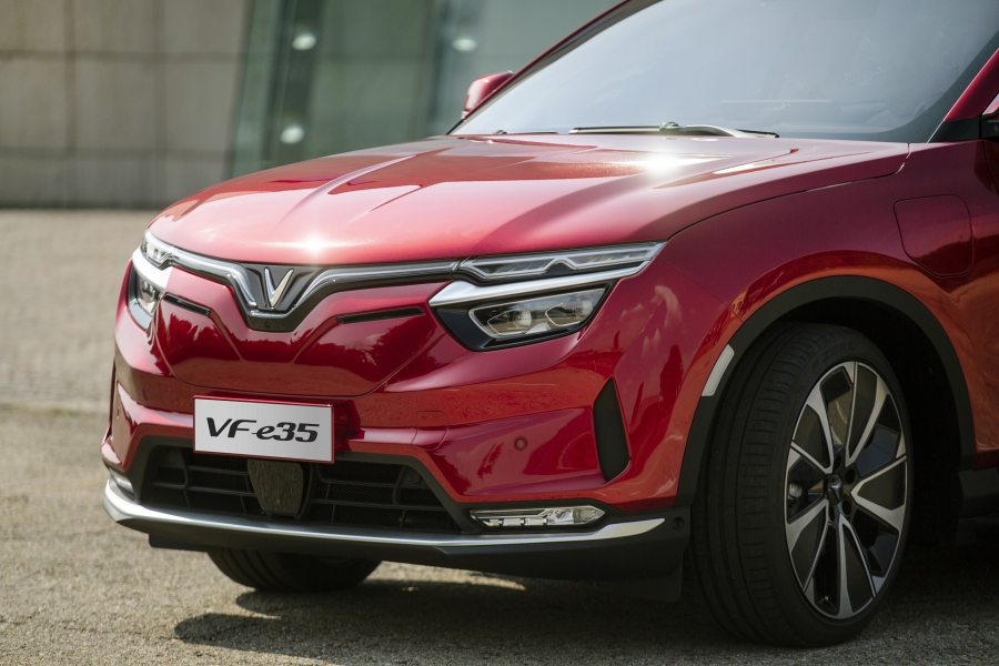 VINFAST CHÍNH THỨC NHẬN ĐẶT HÀNG XE VF e35, VF e36 TẠI TRIỂN LÃM CES 2022